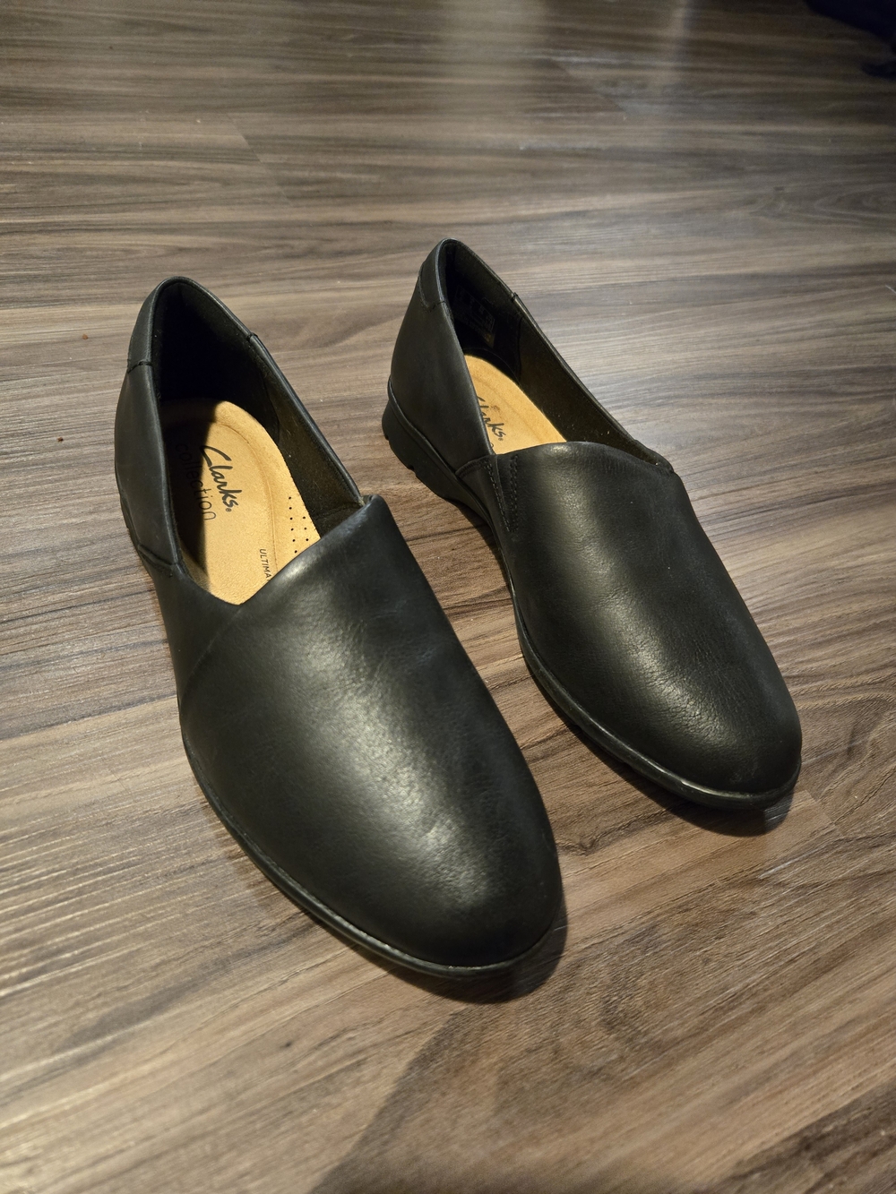 Clarks Jenette Grace Black Leather Slip-On Dress Loafers